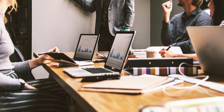 Cantabria aumenta las ayudas para cooperativas y sociedades laborales hasta un máximo de 35.000 euros