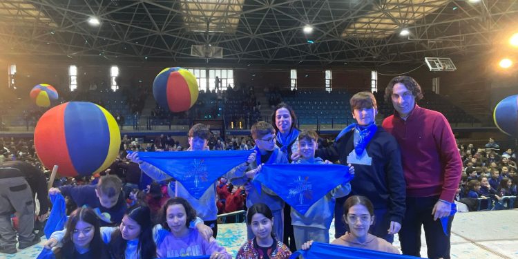 El Pabellón de La Cantábrica acoge el pregón infantil de las fiestas de San José