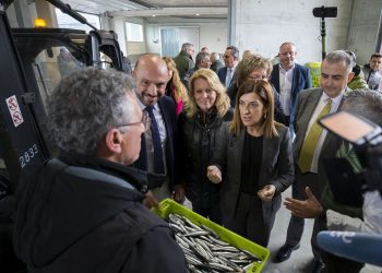 María José Sáenz de Buruaga inaugura la ampliación de la lonja del puerto de Laredo con una inversión de 905.000 euros