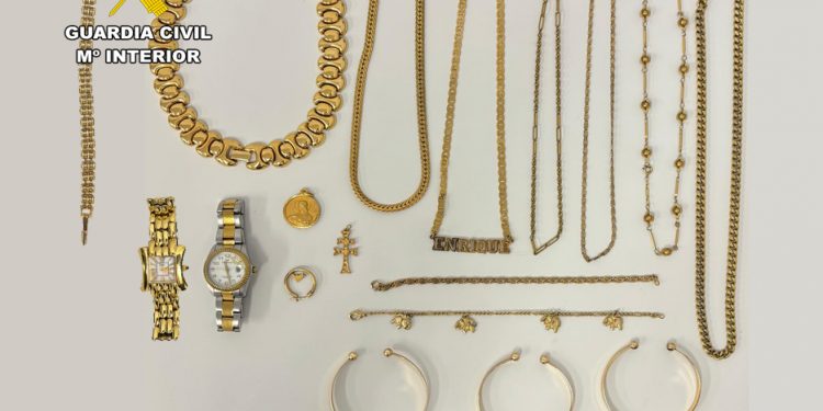 Detenidas dos mujeres en Solares por intentar estafar 40.000 euros con el timo del tocomocho