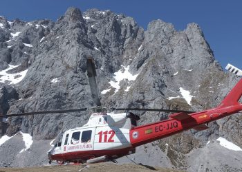 Fallecen dos escaladores tras una caída en el Espolón de los Franceses, en Picos de Europa