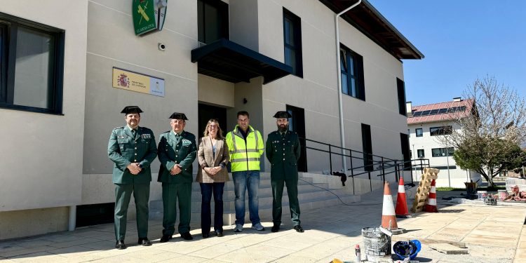 La rehabilitación del cuartel de la Guardia Civil en Reinosa entra en su recta final