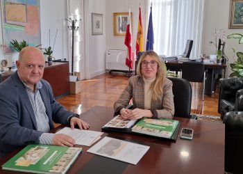 La delegada del Gobierno en Cantabria apoya la labor del Museo de La Cavada en la conservación del patrimonio histórico