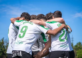 El Rayo ilusiona, el Escobedo resiste, la Gimnástica se hunde y el Laredo desciende pese a la victoria