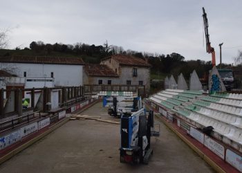 Piélagos reinaugura la bolera cubierta de Arce tras una reforma integral