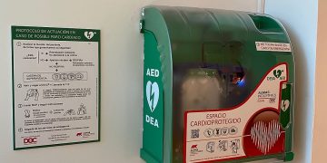 Cantabria destina 300.000 euros en ayudas para desfibriladores, hidrantes y material de emergencias y policía local