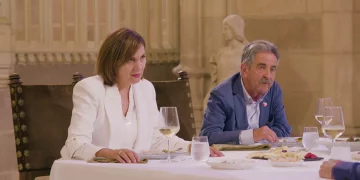 La esposa de Revilla asegura que no han recibido notificación de la demanda del rey Juan Carlos I