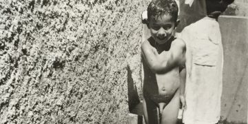 La Biblioteca Central de Cantabria proyectará el documental ‘Las que se fueron a servir’