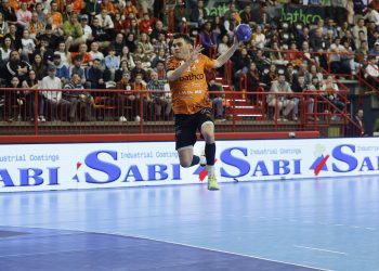 El Bathco Torrelavega desafía la fortaleza de El Sargal tras dos empates de mérito