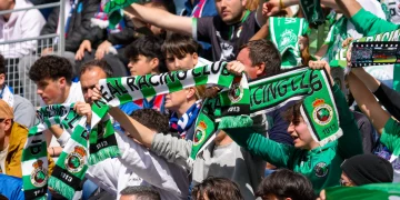 Agotadas las entradas para el Racing contra el Depor: solo quedan disponibles a través de cesión de abonos