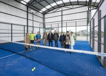 Inauguradas las nuevas pistas de pádel cubiertas de Requejada con apoyo del Gobierno