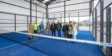 Inauguradas las nuevas pistas de pádel cubiertas de Requejada con apoyo del Gobierno