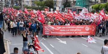 Los sindicatos anuncian movilizaciones para desbloquear el convenio del siderometal en Cantabria