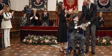 Álvaro Pombo recibe el Premio Cervantes 2024 y entra en la historia de la literatura cántabra