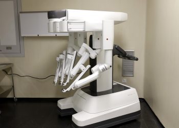 El Hospital Valdecilla supera las 5.000 intervenciones quirúrgicas con robótica Da Vinci y se consolida como referente en España y Europa