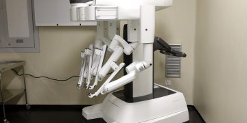 El Hospital Valdecilla supera las 5.000 intervenciones quirúrgicas con robótica Da Vinci y se consolida como referente en España y Europa