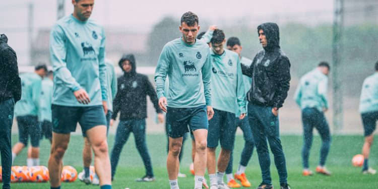 El Racing inicia su preparación para el duelo ante el Eldense con el objetivo de asegurar el playoff de ascenso