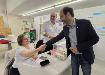 José Luis Urraca revalida su liderazgo en el PSOE de Torrelavega tras una clara victoria en las urnas