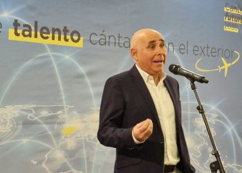 Higuera llama a convertir El Sardinero en «un medio infierno» para el Oviedo en el duelo clave por el ascenso