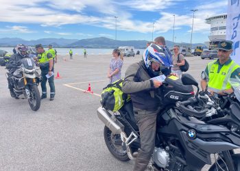 Tráfico intensifica en Cantabria la vigilancia a motoristas para reducir accidentes