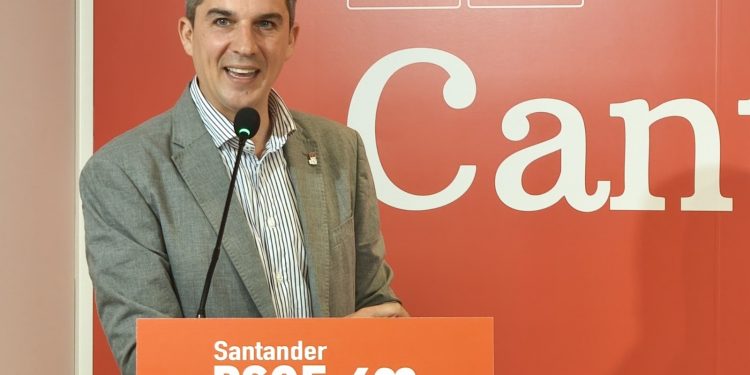 Daniel Fernández, nuevo secretario general del PSOE de Santander con un respaldo casi unánime