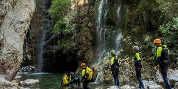 Las mejores experiencias y actividades únicas en la naturaleza: Disfruta de la aventura en Granada y Sierra de Cazorla