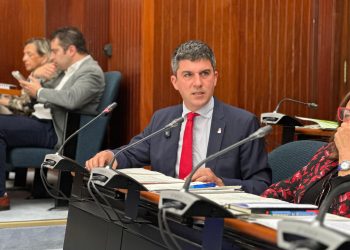 El PSOE exige el cese inmediato de un funcionario condenado por violencia de género designado por el equipo de Gobierno