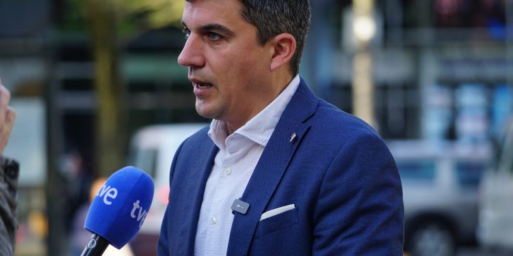 El PSOE presenta enmiendas a la OLA para mejorar el aparcamiento y avanzar en una movilidad más justa en Santander