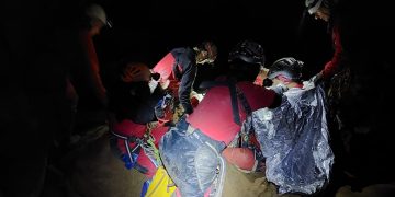 Rescatado un espeleólogo herido en la cueva Tonio-Cañuela de Arredondo