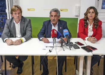 Paula Fernández llama a la unidad tras ser elegida candidata del PRC a la Presidencia de Cantabria