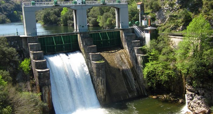 Buscan a un hombre desaparecido en la zona de la presa de Palombera