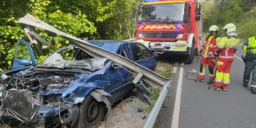 Un herido en una salida de vía en el desfiladero de La Hermida