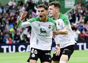 Reparto de puntos en El Sardinero: Racing y Oviedo empatan en un duelo intenso por el ascenso