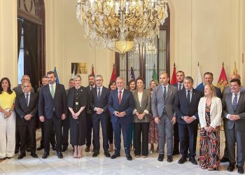 Cantabria critica la falta de diálogo del Gobierno en la preparación de la Conferencia de Presidentes