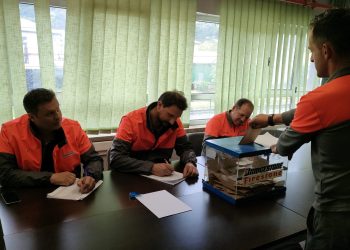 CCOO, UGT y BUB cerrarán hoy el acuerdo del ERE en Bridgestone con 420 despidos confirmados