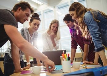 Más de un centenar de nuevos negocios cántabros reciben apoyo económico de SODERCAN