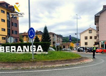 Joven de Bareyo investigado por delito vial tras accidente, huida y positivo en alcoholemia con carné sin puntos