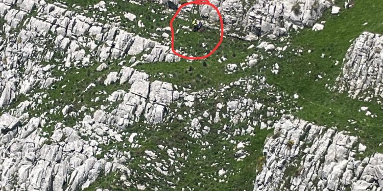 Grave una senderista tras ser golpeada por una roca en Los Pozos de Noja