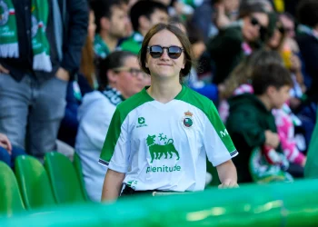 El Racing pone a la venta 185 entradas para el público general para el partido ante la UD Almería