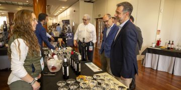 El vino cántabro se abre paso en una feria que reúne a más de 70 bodegas de toda España