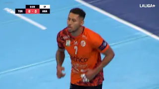 El Bathco Torrelavega se despide de su afición con un sufrido triunfo ante Helvetia Anaitasuna
