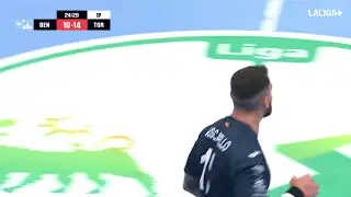 Histórica victoria del Bathco BM Torrelavega en Benidorm: 27–33 y a dos puntos del segundo puesto