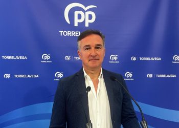 El PP acusa al PRC-PSOE de “dar la espalda” al comercio de Torrelavega tras perder una subvención de 50.000 euros