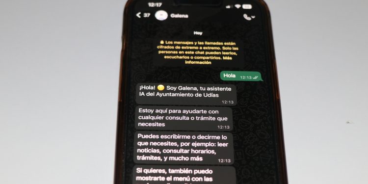 Udías lanza un asistente virtual por WhatsApp para mejorar la comunicación con los vecinos
