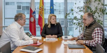 La Consejería de Desarrollo Rural y el Colegio de Ingenieros Técnicos Agrícolas buscan fórmulas para reforzar el apoyo al sector primario