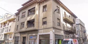 Torrelavega autoriza la demolición de un edificio en Virgen Grande para dar paso a nueva vivienda