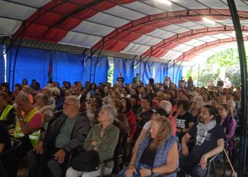 Más de 800 personas marchan en Cantabria en apoyo a Gaza y contra el genocidio palestino