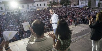 Los remeros del Valle de Camargo darán el pregón que abrirá las Fiestas de San Juan en Maliaño