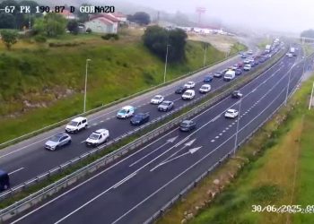 Un accidente provoca retenciones de más de cuatro kilómetros en la A-67 a la altura de Boo de Piélagos