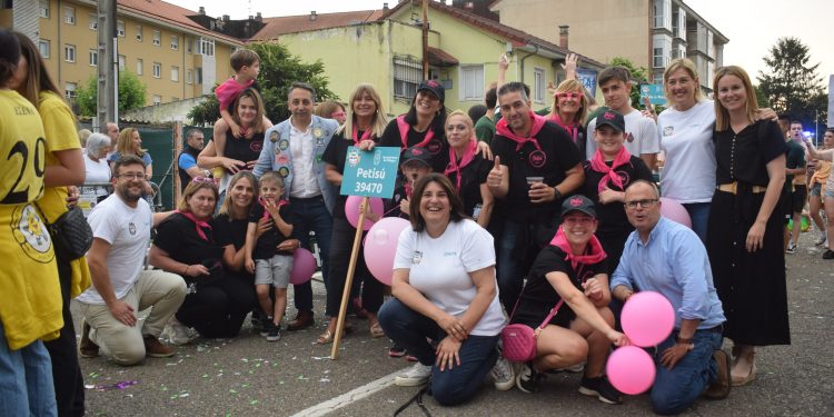 Las Peñas toman Renedo para encender el espíritu de San Antonio